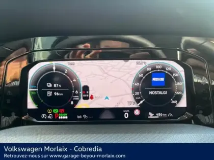 Photo 23 Volkswagen Golf  1.5 eHybrid 204ch Style DSG6