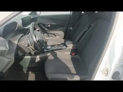 Photo 11 Peugeot 2008  1.2 PureTech 130ch S&S Style EAT8