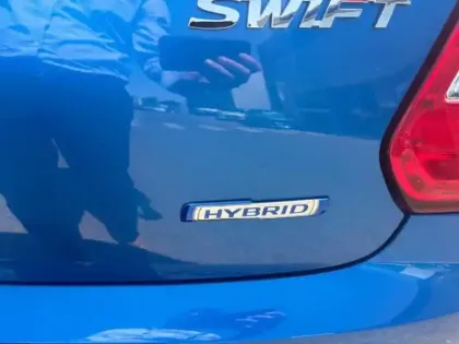Photo 10 Suzuki Swift  1.2 Dualjet Hybrid 83ch Pack