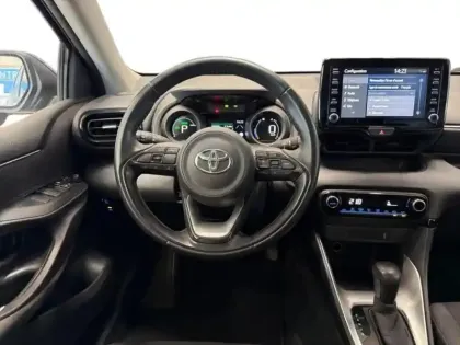 Photo 10 Toyota Yaris  116h Design 5p MY22