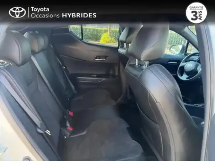 Photo 6 Toyota C-HR  2.0 Hybride 184ch Collection E-CVT
