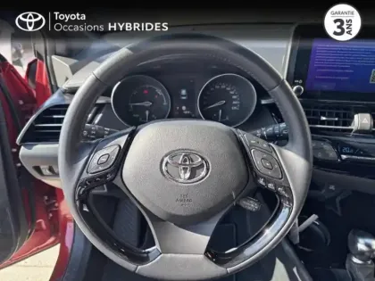 Photo 8 Toyota C-HR  2.0 Hybride 184ch Design Ultimate E-CVT