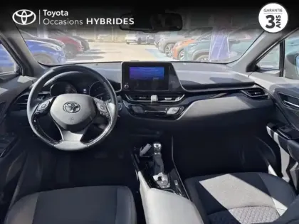 Photo 7 Toyota C-HR  2.0 Hybride 184ch Design Ultimate E-CVT