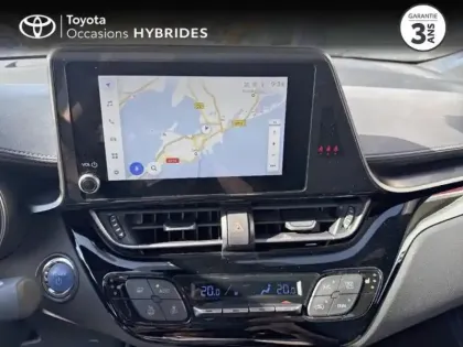 Photo 14 Toyota C-HR  2.0 Hybride 184ch Design Ultimate E-CVT
