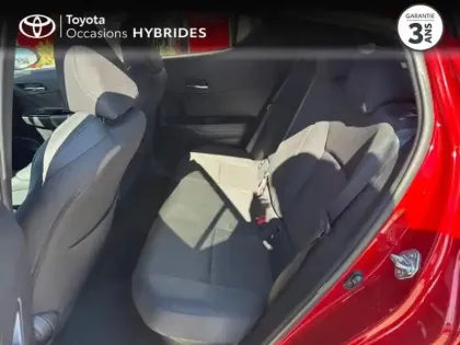 Photo 11 Toyota C-HR  2.0 Hybride 184ch Design Ultimate E-CVT