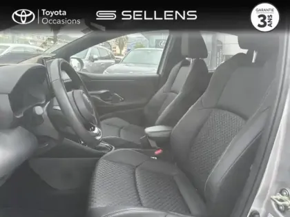 Photo 10 Toyota Yaris  116h Collection 5p MC24