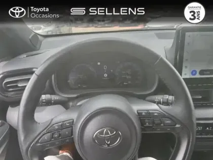 Photo 12 Toyota Yaris  116h Collection 5p MC24