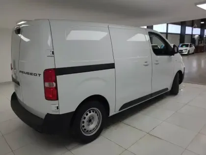 Photo 5 Peugeot Expert  FGN M DIESEL 180 CH AUTOMATIQUE