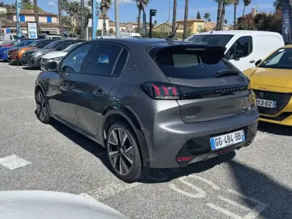 Photo 6 Peugeot 208  PureTech 100 S&S EAT8