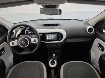 Photo 33 Renault Twingo  III E-Tech