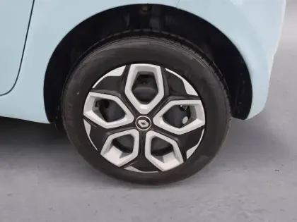 Photo 27 Renault Twingo  III E-Tech