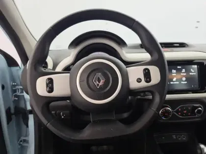 Photo 34 Renault Twingo  III E-Tech