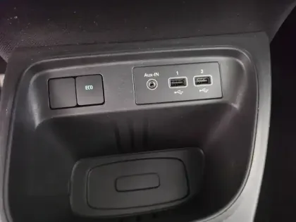Photo 39 Renault Twingo  III E-Tech