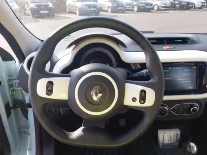 Photo 11 Renault Twingo  III E-Tech