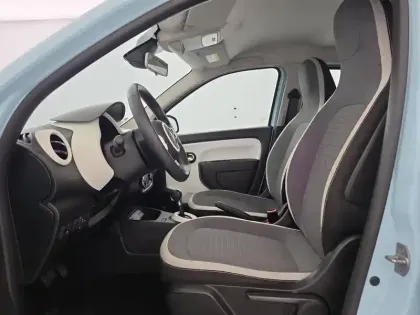 Photo 30 Renault Twingo  III E-Tech