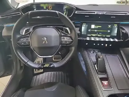 Photo 28 Peugeot 508  SW Hybrid4 360 e-EAT8 Peugeot Sport Engineered