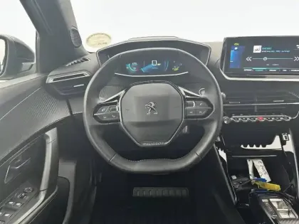 Photo 28 Peugeot 2008  Electrique 136 ch
