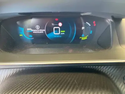 Photo 7 Peugeot 2008  Electrique 136 ch