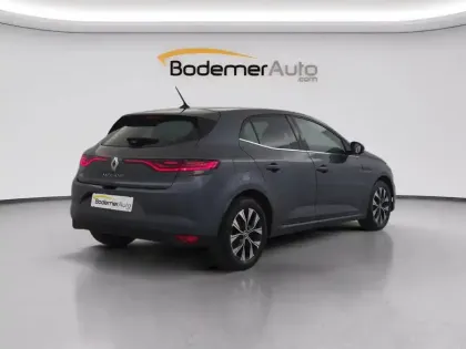 Photo 13 Renault Megane Mégane IV Berline Blue dCi 115 - 21B