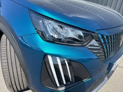 Photo 15 Peugeot 2008  Hybrid 110 e-DCS6