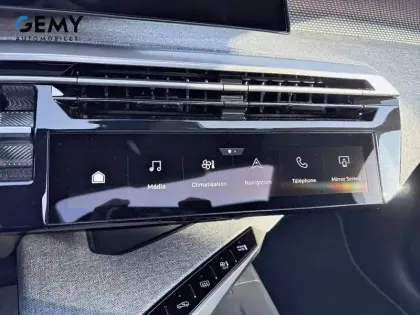 Photo 13 Peugeot 3008  Electrique 210 ch 73 kWh