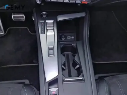 Photo 13 Peugeot 308  Electrique 54 kWh 156ch
