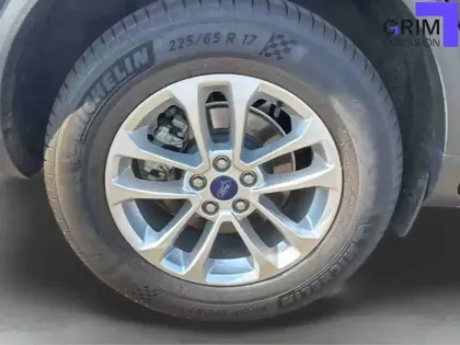 Photo 15 Ford Kuga  2.5 Duratec 190 ch FlexiFuel FHEV E85 Powershift