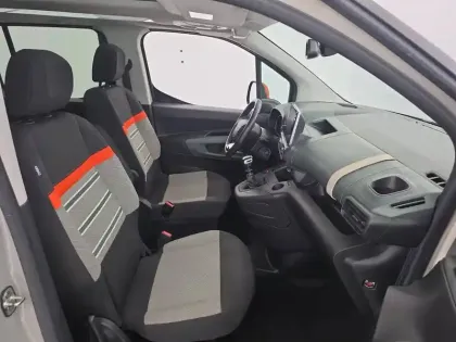Photo 61 Citroën Berlingo  Taille M BlueHDi 130 S&S BVM6