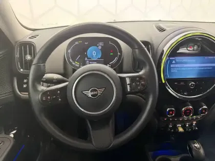 Photo 15 Mini Mini Countryman 125 - 95 ch ALL4 BVA6