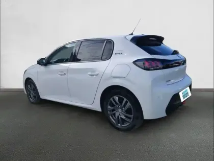 Photo 6 Peugeot 208  PureTech 100 S&S BVM6