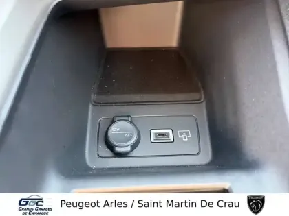 Photo 14 Peugeot 308  Hybrid 145 e-DCS6