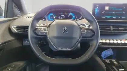 Photo 12 Peugeot 3008  Hybrid 225 e-EAT8