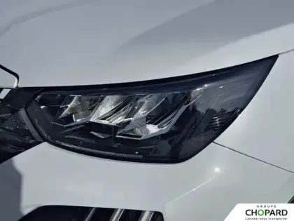 Photo 26 Peugeot 2008  PureTech 100 S&S BVM6