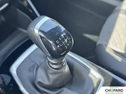 Photo 22 Peugeot 2008  PureTech 100 S&S BVM6