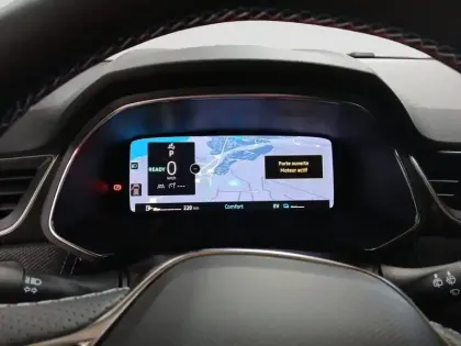 Photo 7 Renault Captur  E-Tech full hybrid 160 ch