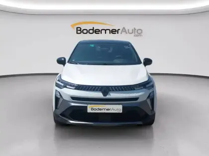 Photo 21 Renault Captur  E-Tech full hybrid 160 ch