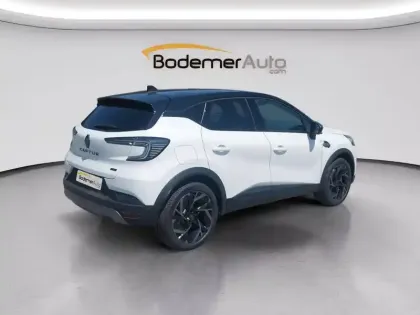 Photo 18 Renault Captur  E-Tech full hybrid 160 ch