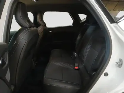 Photo 13 Renault Captur  E-Tech full hybrid 160 ch
