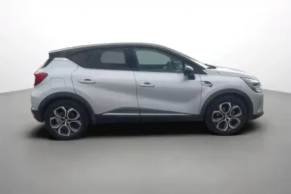 Photo 6 Renault Captur  E-Tech full hybrid 145
