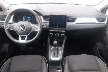 Photo 8 Renault Captur  E-Tech full hybrid 145