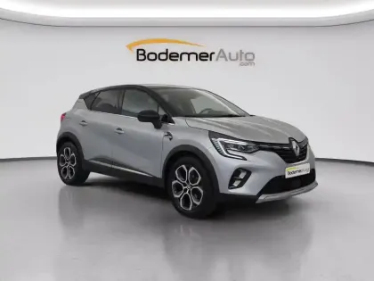 Photo 15 Renault Captur  E-Tech full hybrid 145