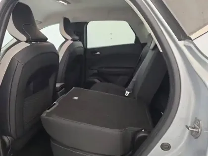 Photo 36 Renault Captur  E-Tech full hybrid 145