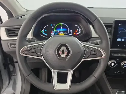 Photo 27 Renault Captur  E-Tech full hybrid 145
