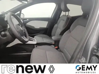 Photo 8 Renault Clio  E-Tech full hybrid 145
