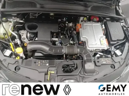 Photo 11 Renault Clio  E-Tech full hybrid 145