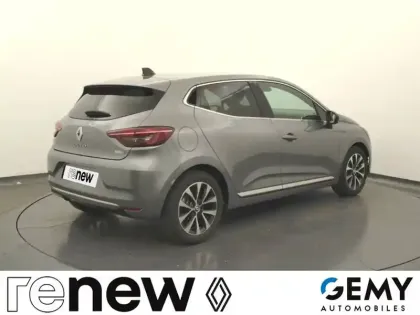 Photo 17 Renault Clio  E-Tech full hybrid 145