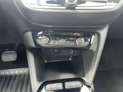 Photo 46 Opel Corsa  Electrique 136 ch & Batterie 50 kWh
