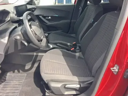 Photo 8 Peugeot 2008  PureTech 100 S&S BVM6