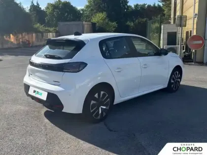 Photo 30 Peugeot 208  Hybrid 100 e-DCS6