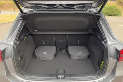 Photo 8 Mercedes GLA  250 e Hybrid EQ 8G-DCT